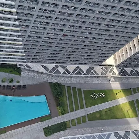 Jcs Staycation Fame Residences